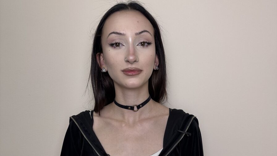 Watch TaylorGish live on Ultra Erotica