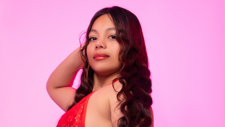 Live HD Nude Chat with SienaLaurent