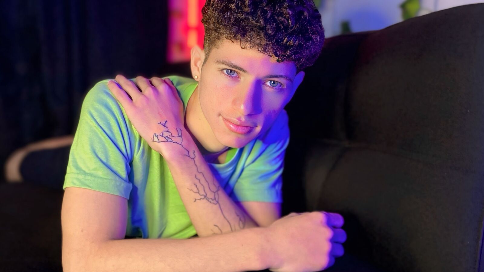 MattiaMeyer glamour portrait