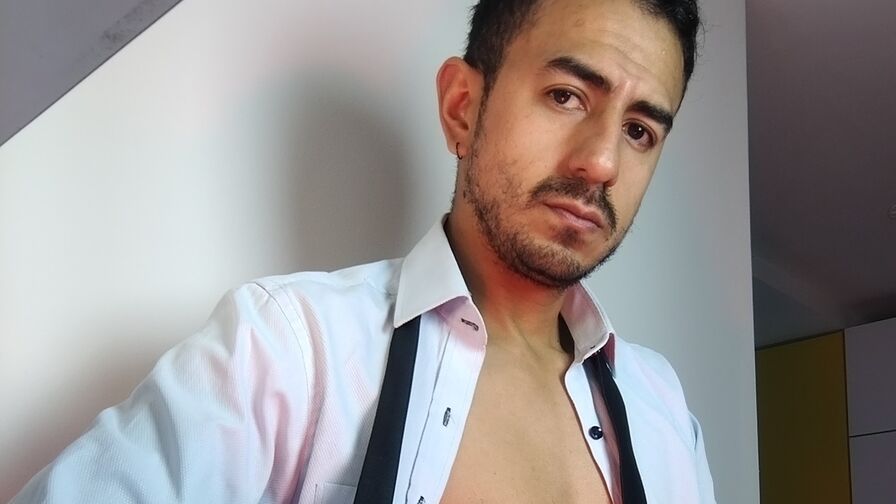 Watch PabloRincon live on The Hot Webcams