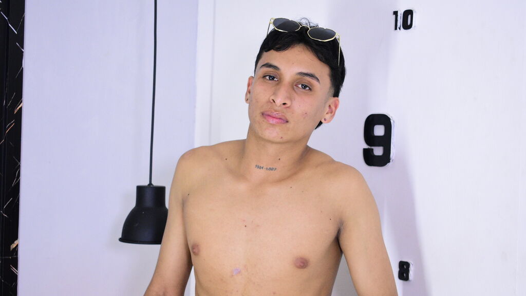 PetterHotman Live Cam on LiveJasmin