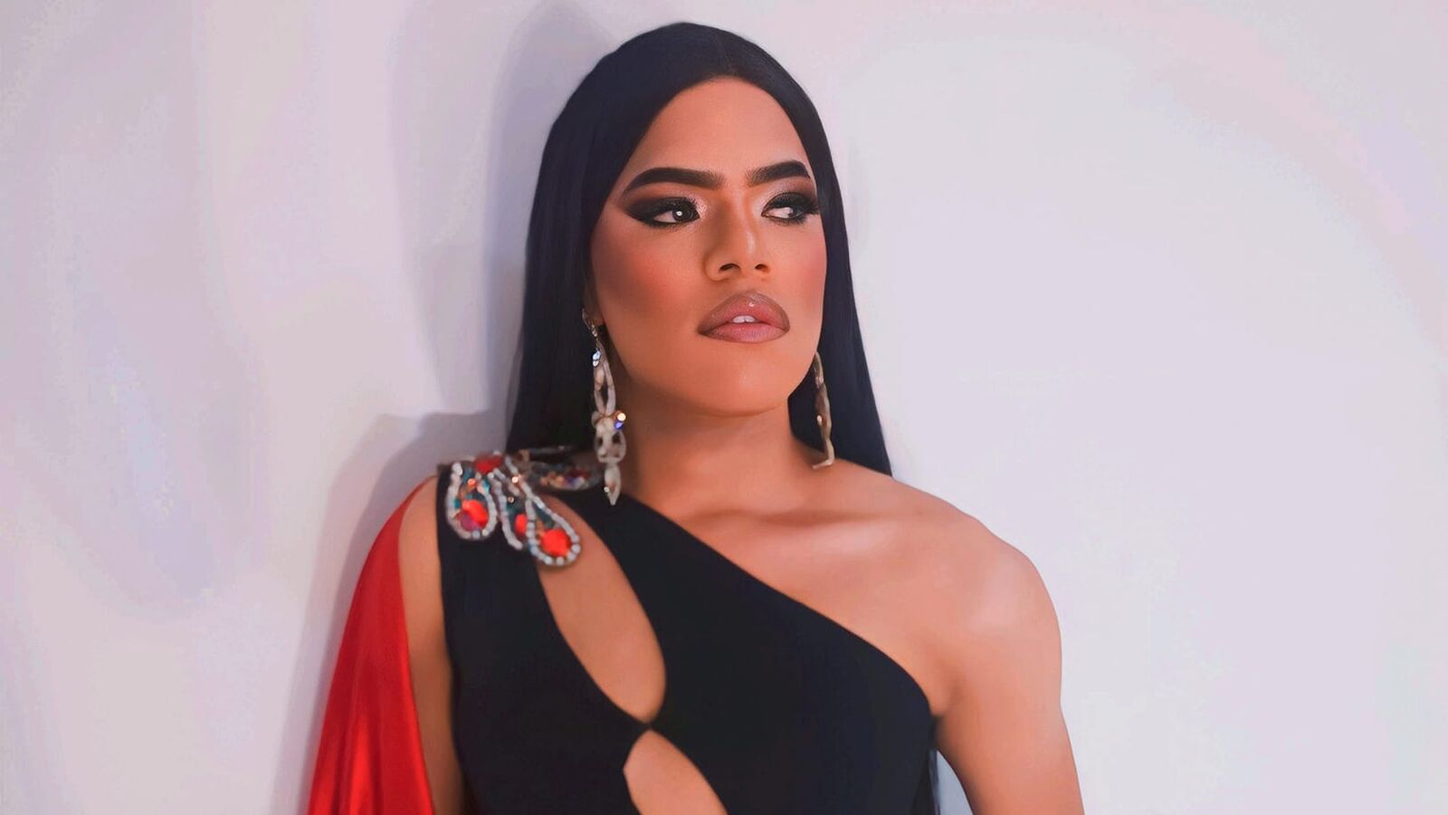 MariaCamilaztro glamour portrait