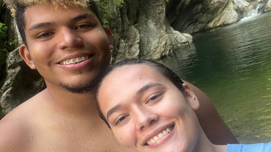 ManeandValentina's live cam