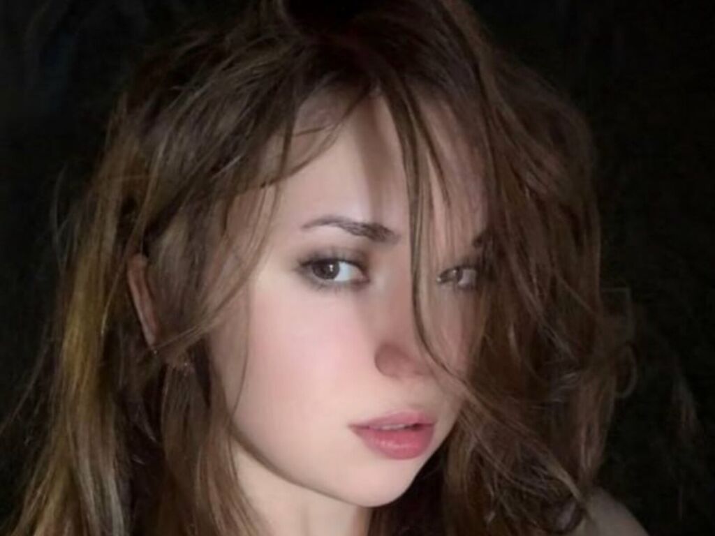 webcam model MIaViia from Web Night Cam webcam model MIaViia from Web Night Cam