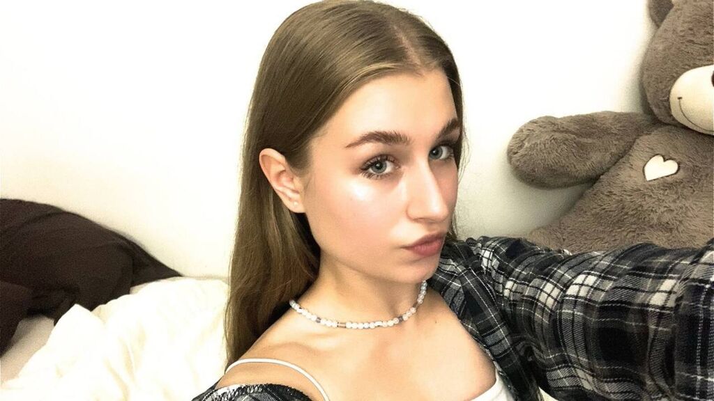 DaphneKinsky cover