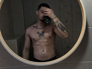 xxx live show OscarGriffin