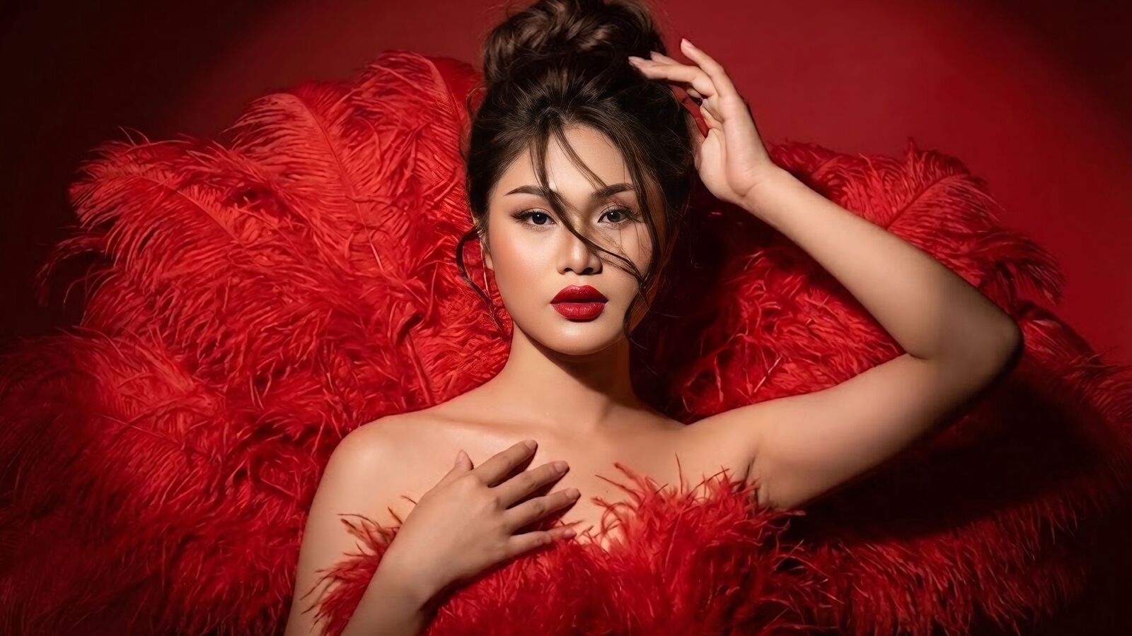 TrixieMiles erotic portrait