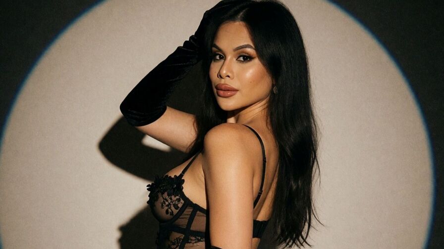 Watch AryaBrielle live on Cam Plug