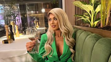 NonaNna webcam show