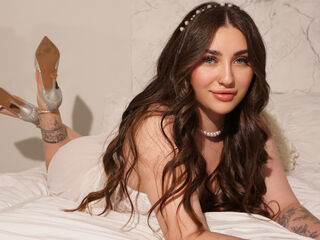 Webcam model KeiraHarts from Web Night Cam