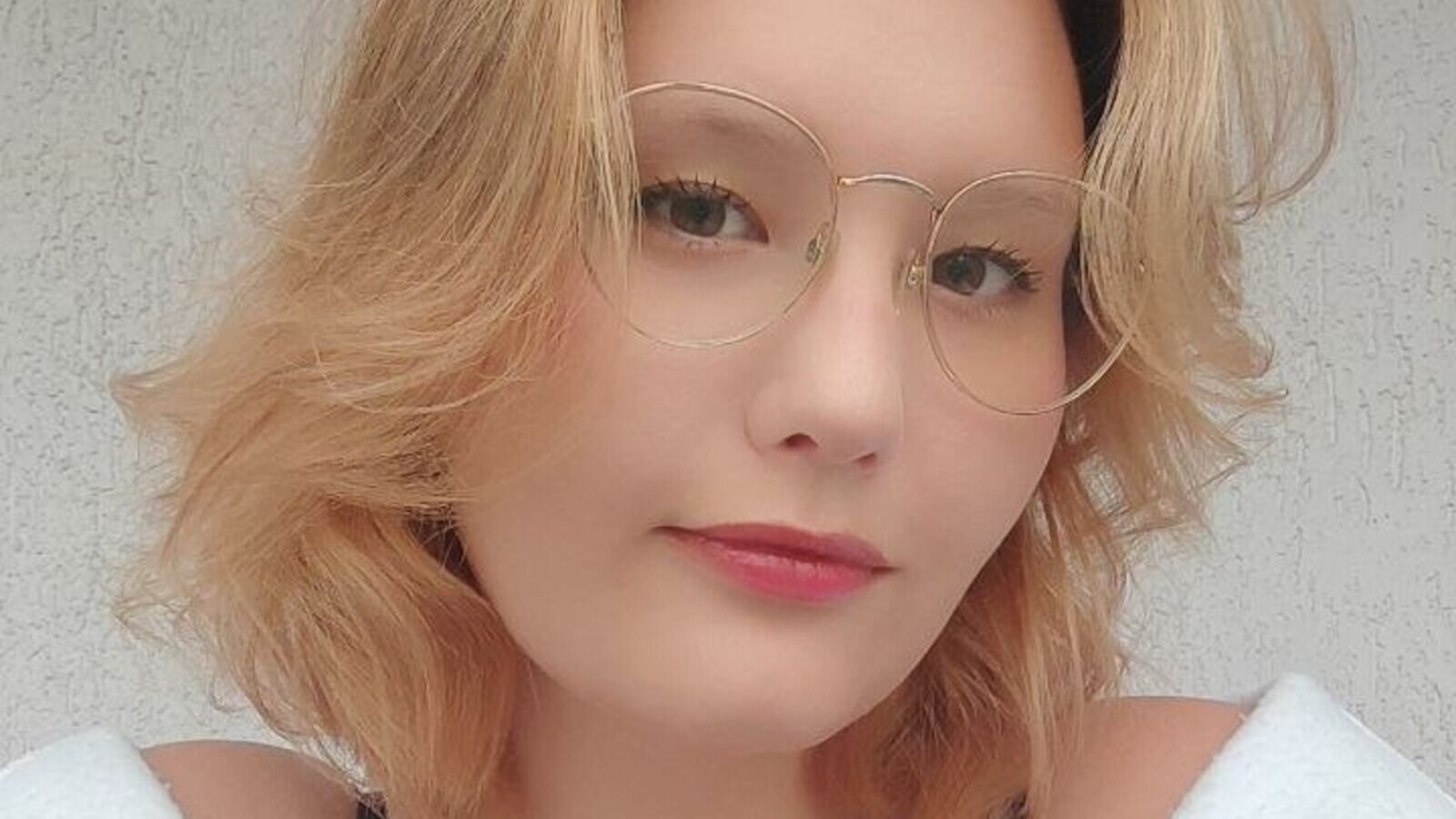AliciaBergreen erotic portrait