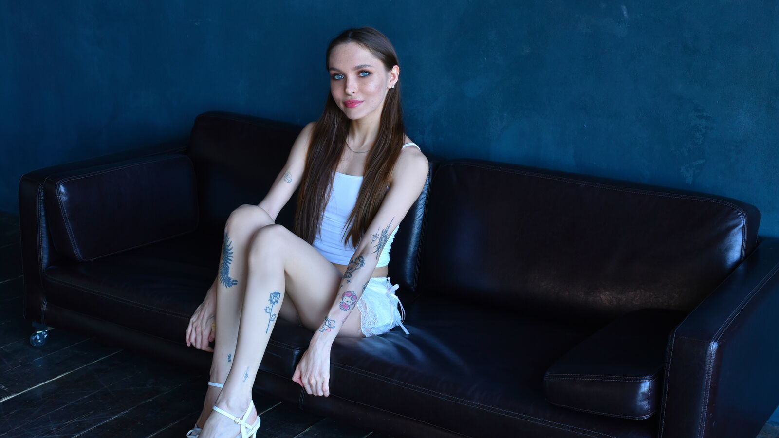 ChloeSunny erotic portrait