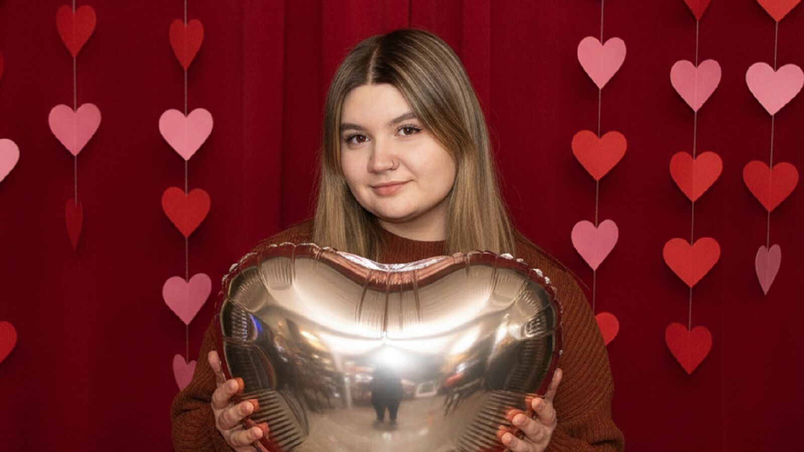 AbbyDean glamour portrait