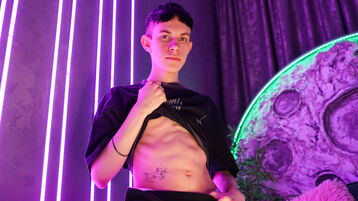 MattAlucard webcam show