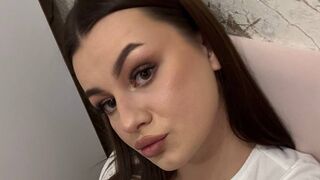 Free Nude DarlineDendy