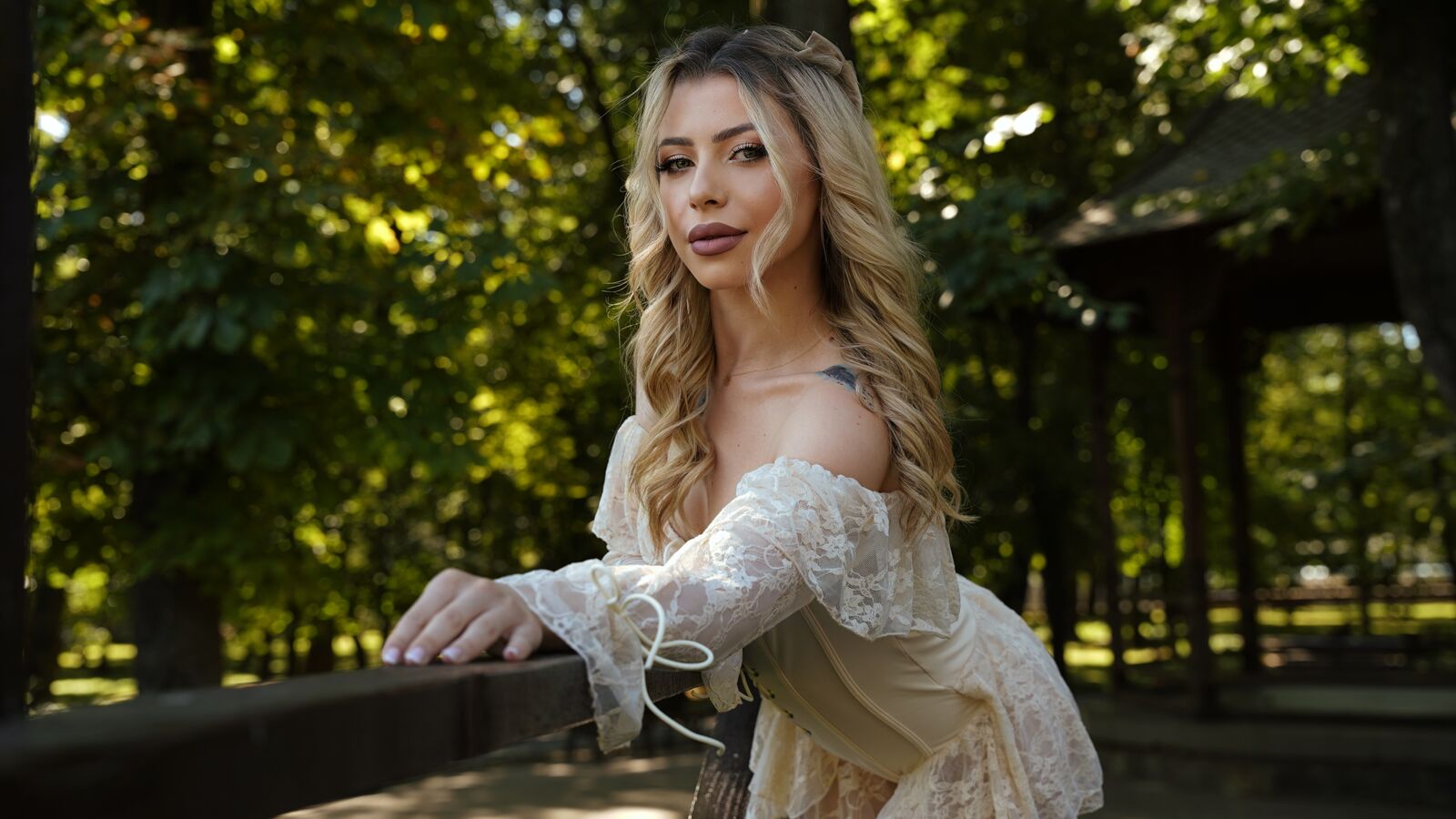 AnastasiaRave glamour portrait