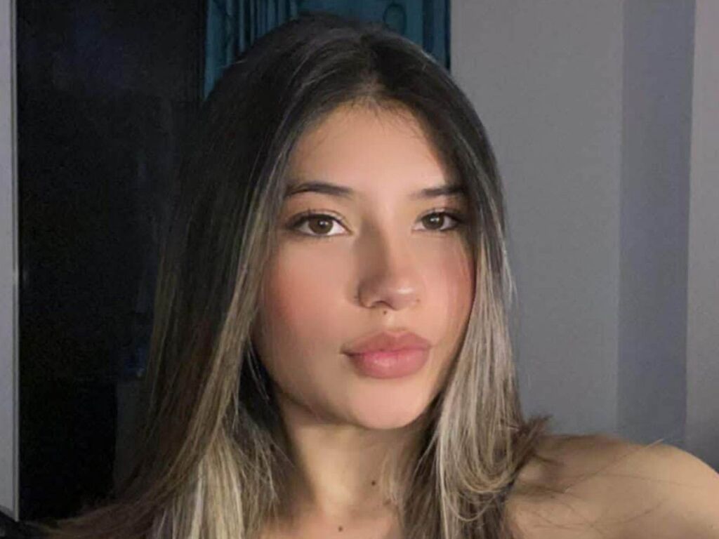 AmberConelly's live cam