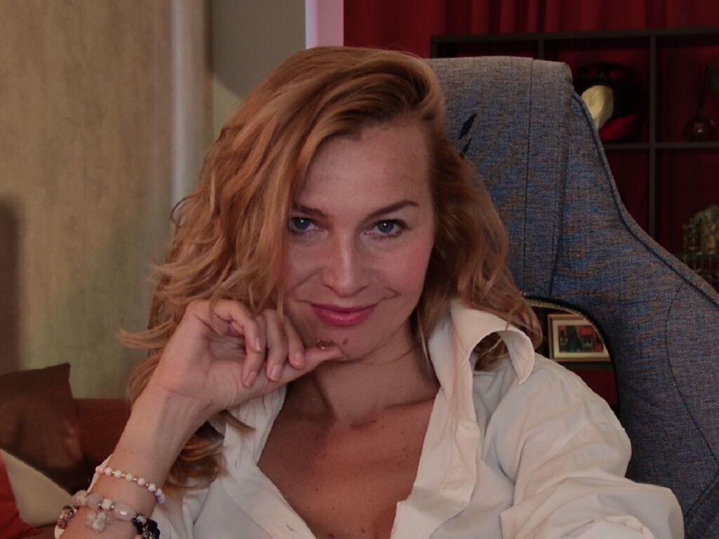 NicoleMeyers private cam profile image