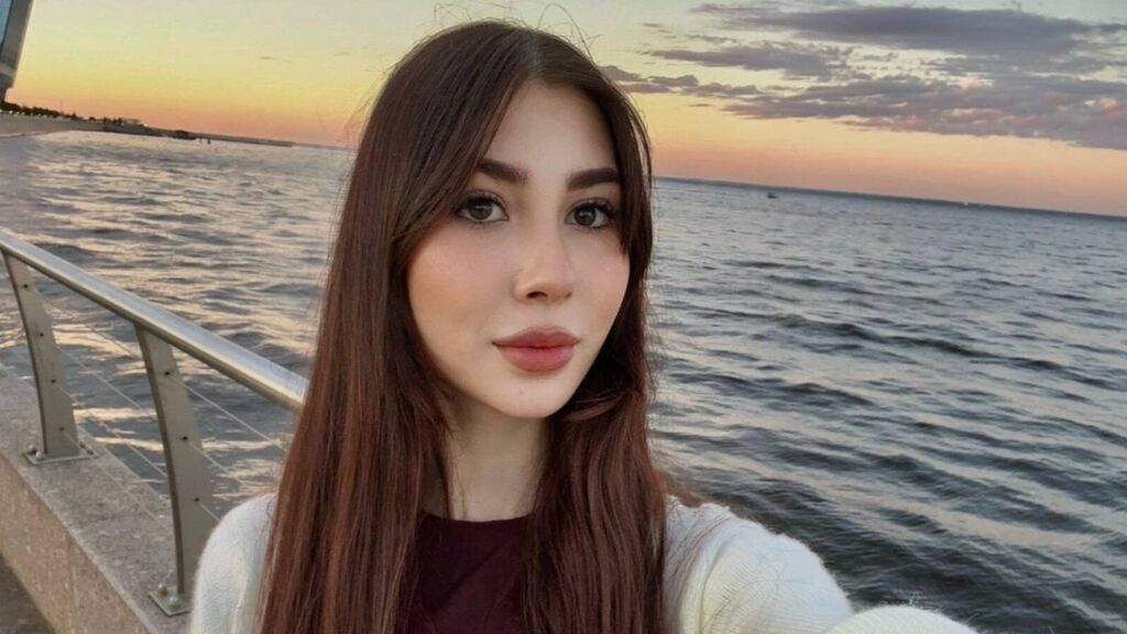 Watch SadeLazcano from LiveJasmin on GirlsOfJasmin