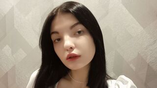 ErlinaCornwall's LiveJasmin show and profile