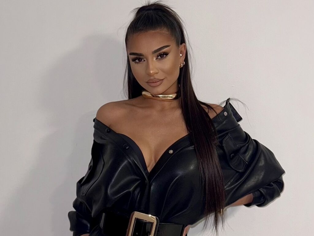 LexyNess cam profile preview image
