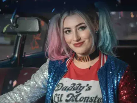 Chat with CharlotteSky