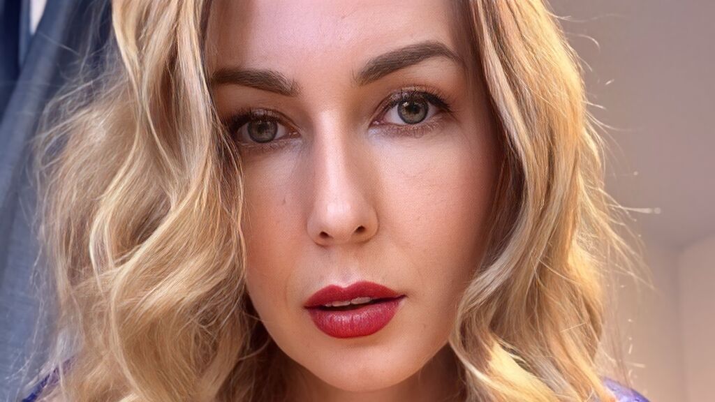 Sex chat gratuit in direct cu AlessandraRio pe LiveJasmin