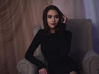 online sex chatroom EllaCurtis