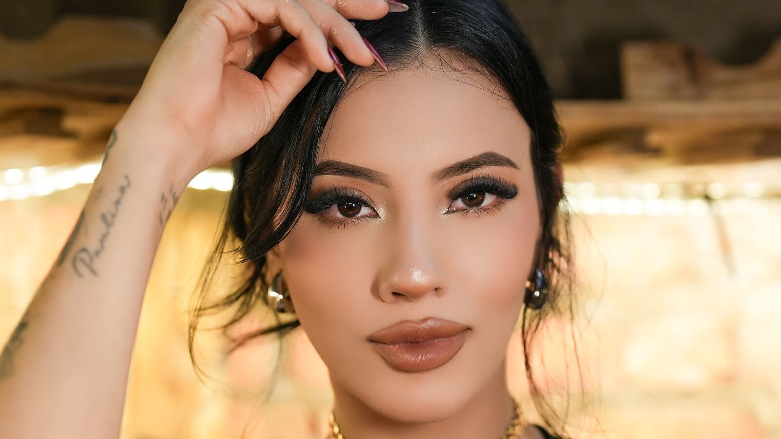 Aleja erotic portrait