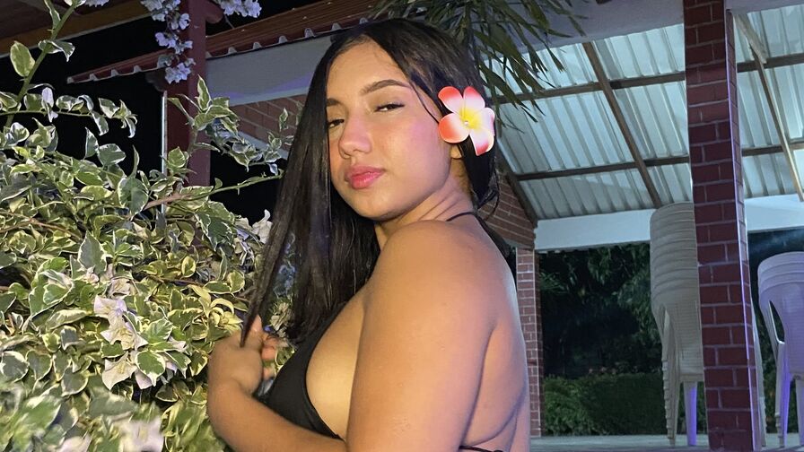 Watch hotkarines live on Amateur Porn