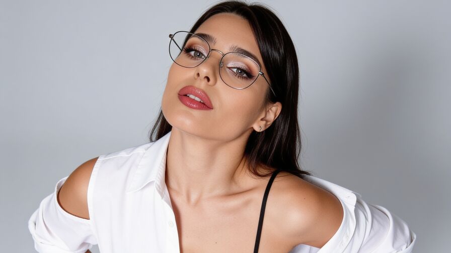 Watch MalenaReeve live on DMS List