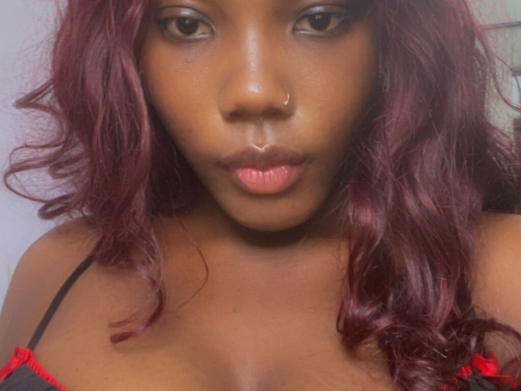 AniMaculey LiveJasmin fetish performer preview