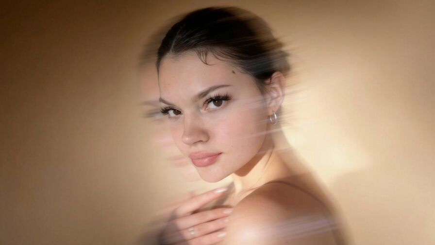 MonicaAlford's live cam