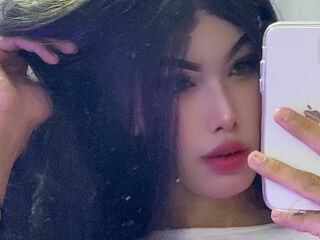 NiccollsSweet Porn Show