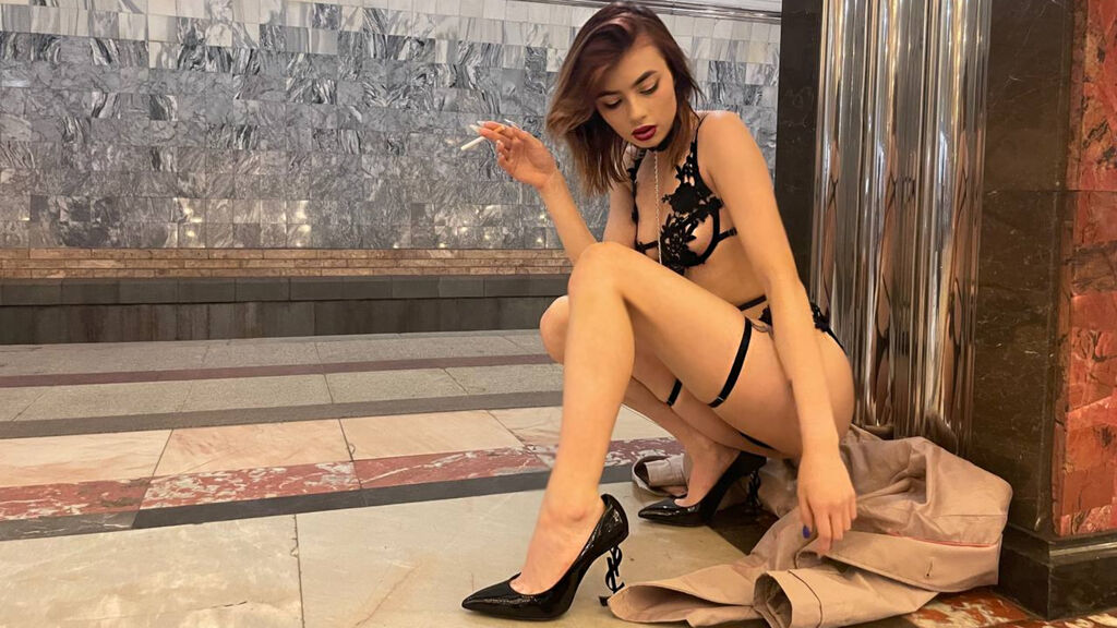  online at GirlsOfJasmin