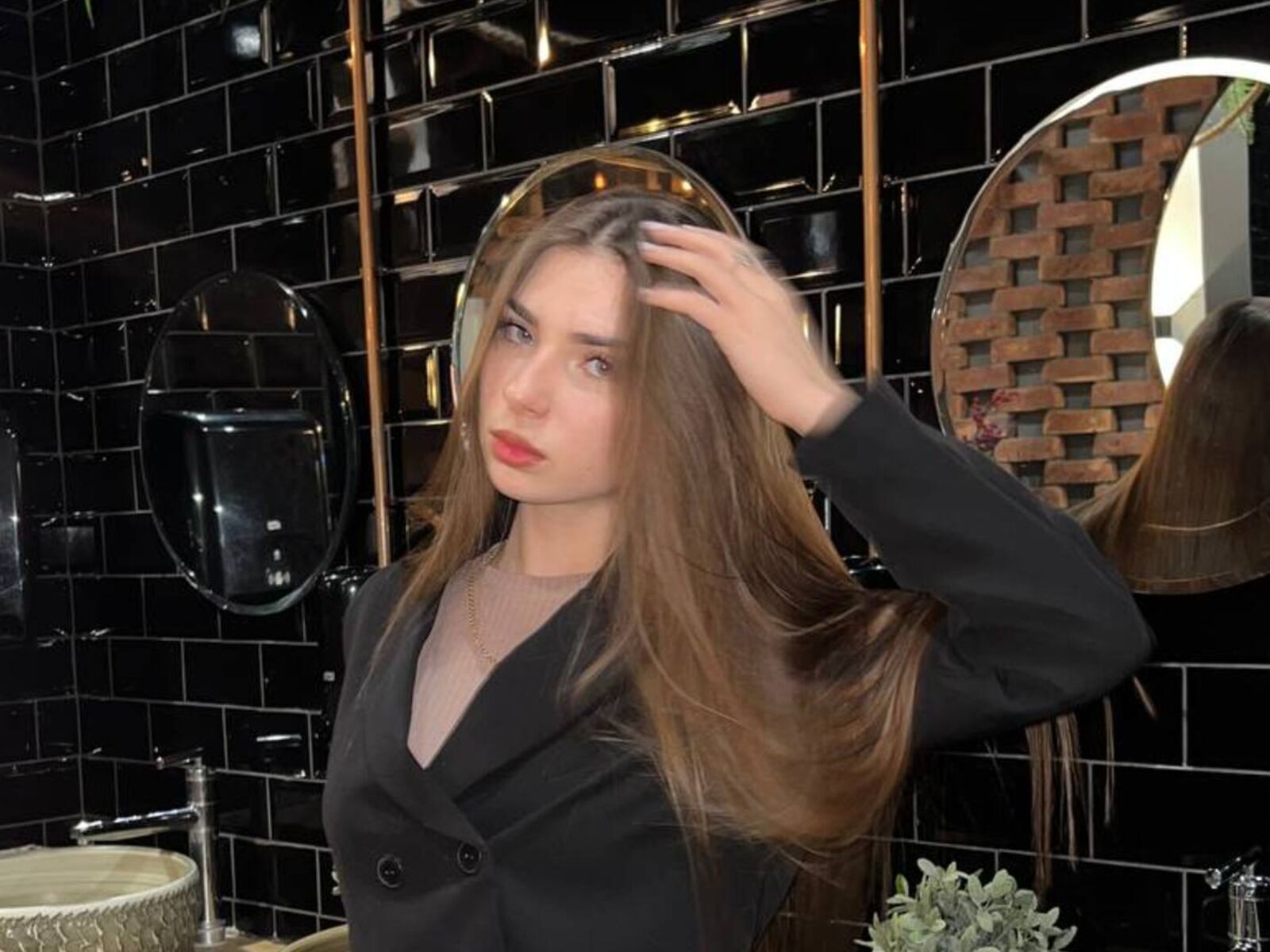 Live cam for ViolaSokolowich