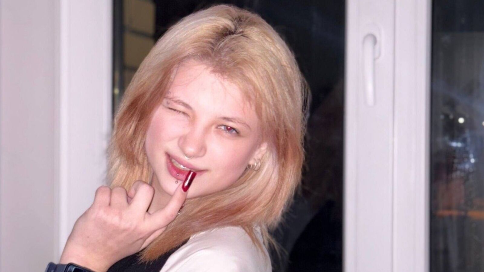 DaisySponholz glamour portrait
