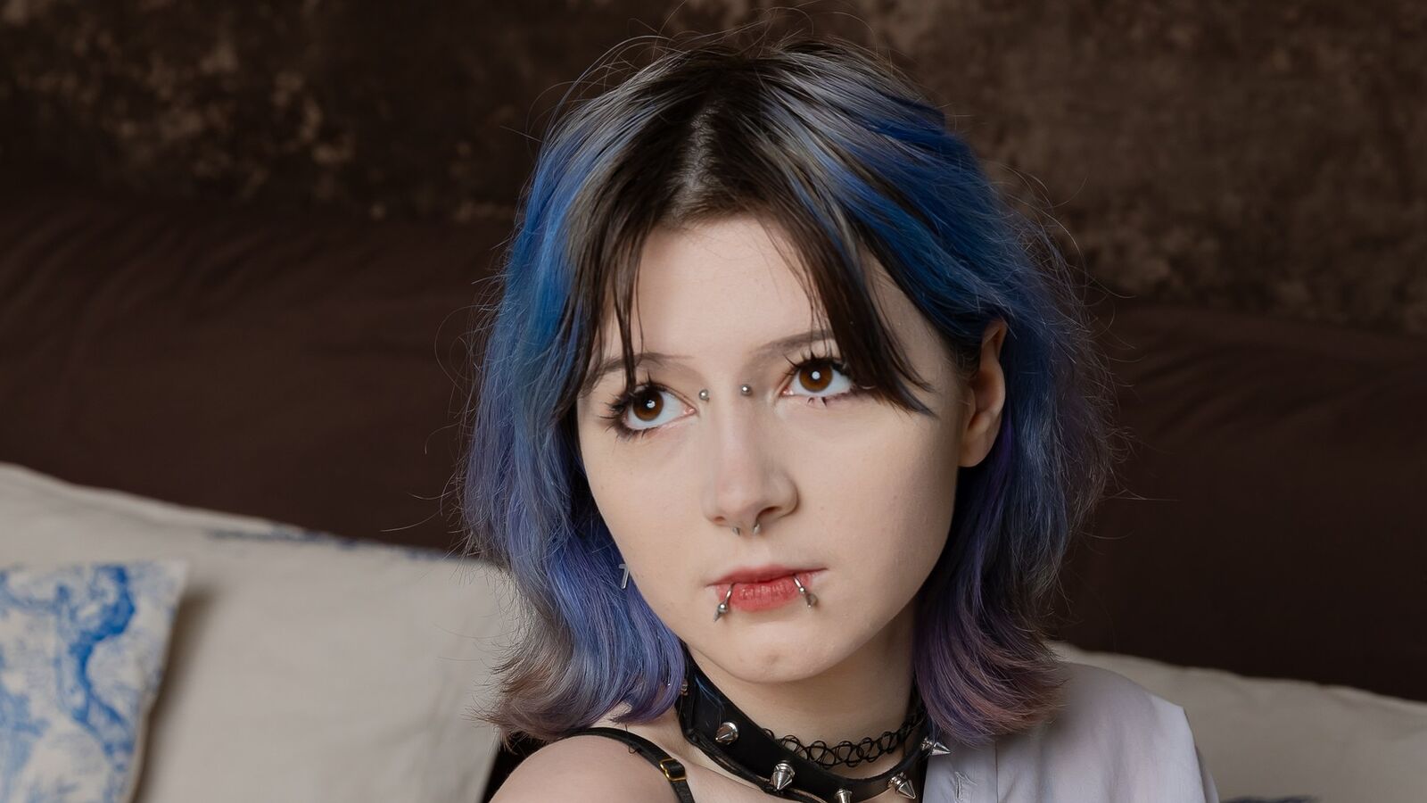 AshleyVeiil erotic portrait