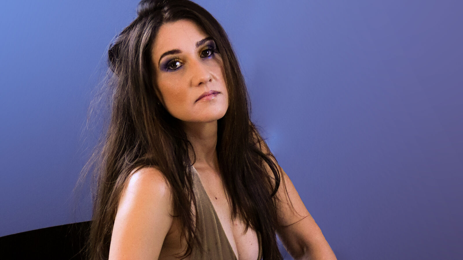 LaraRamos glamour portrait