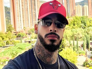 VinzenzRizzo's live cam