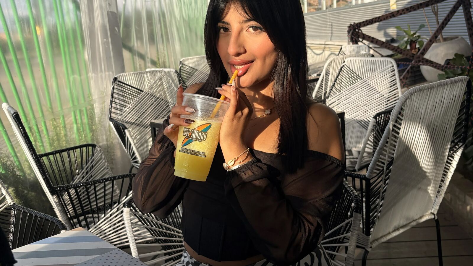 ValeSantana erotic portrait