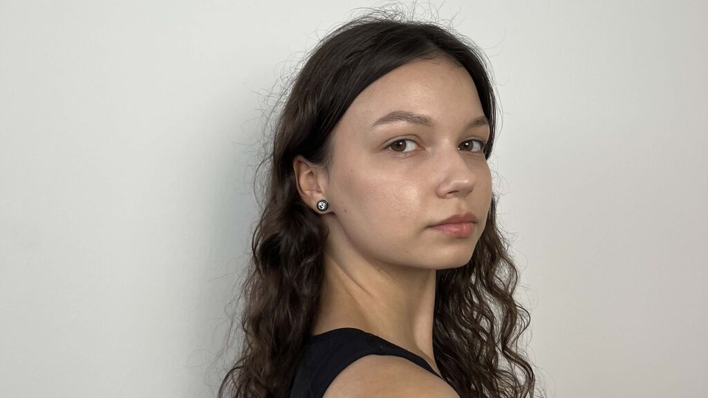 Watch MargyRossell from LiveJasmin on GirlsOfJasmin