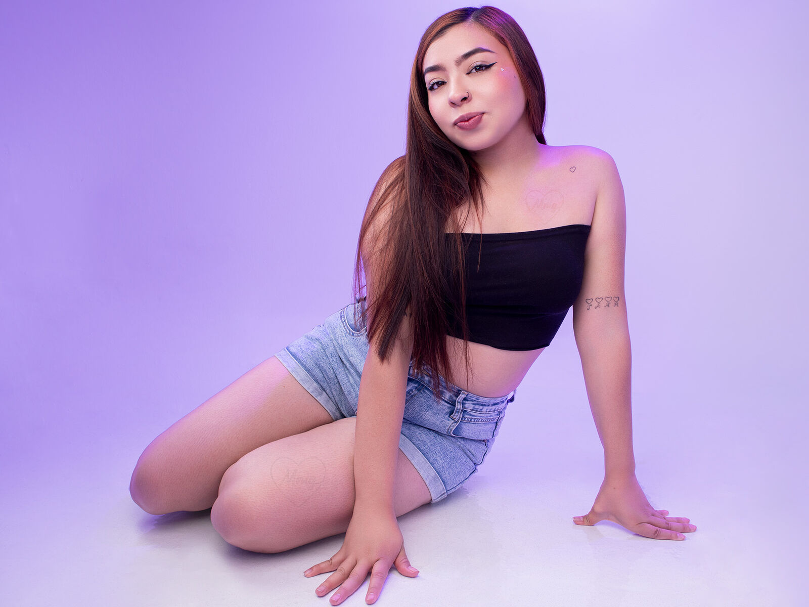 Live cam for AmyLaurent