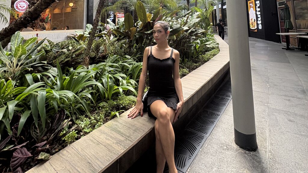 AmoraCavendish Live Jasmin Cam