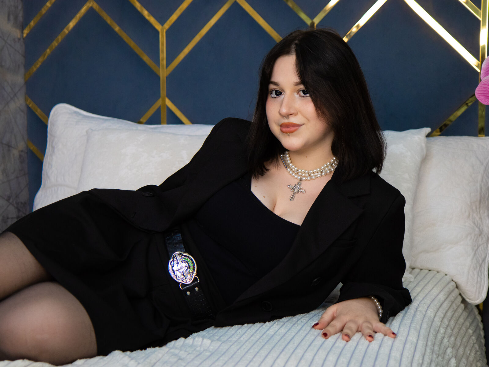 Live cam for ArielSterling