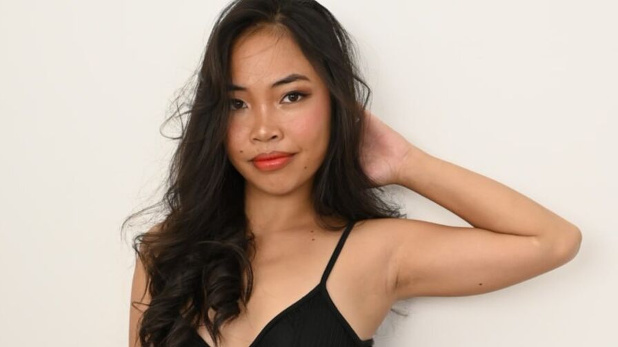 Dancing, Dildo, Live orgasm, Striptease, Vibrator, Deepthroat, Snapshot, Twerk