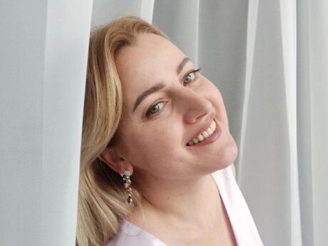 Chat with AlexaDeneuve