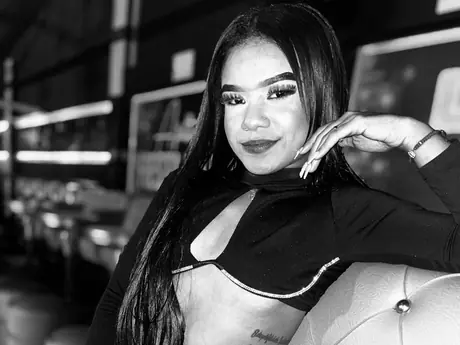 Chat with IsabellaHernande