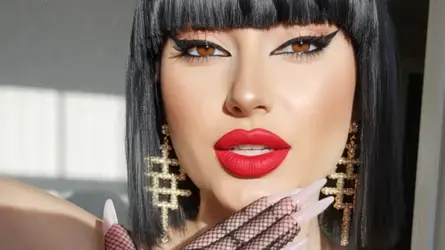 MedinaAvani's chat room