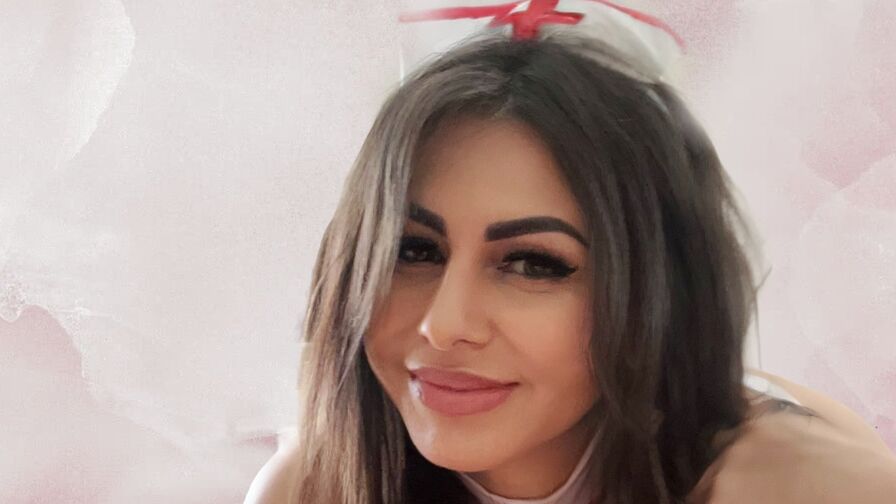 Live HD Nude Chat with EllyParker